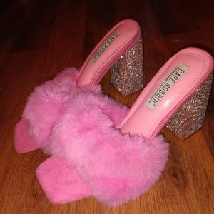 Dolls kill heels